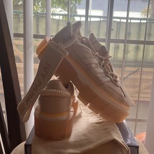 Limited edition Ivy park adidas platforms